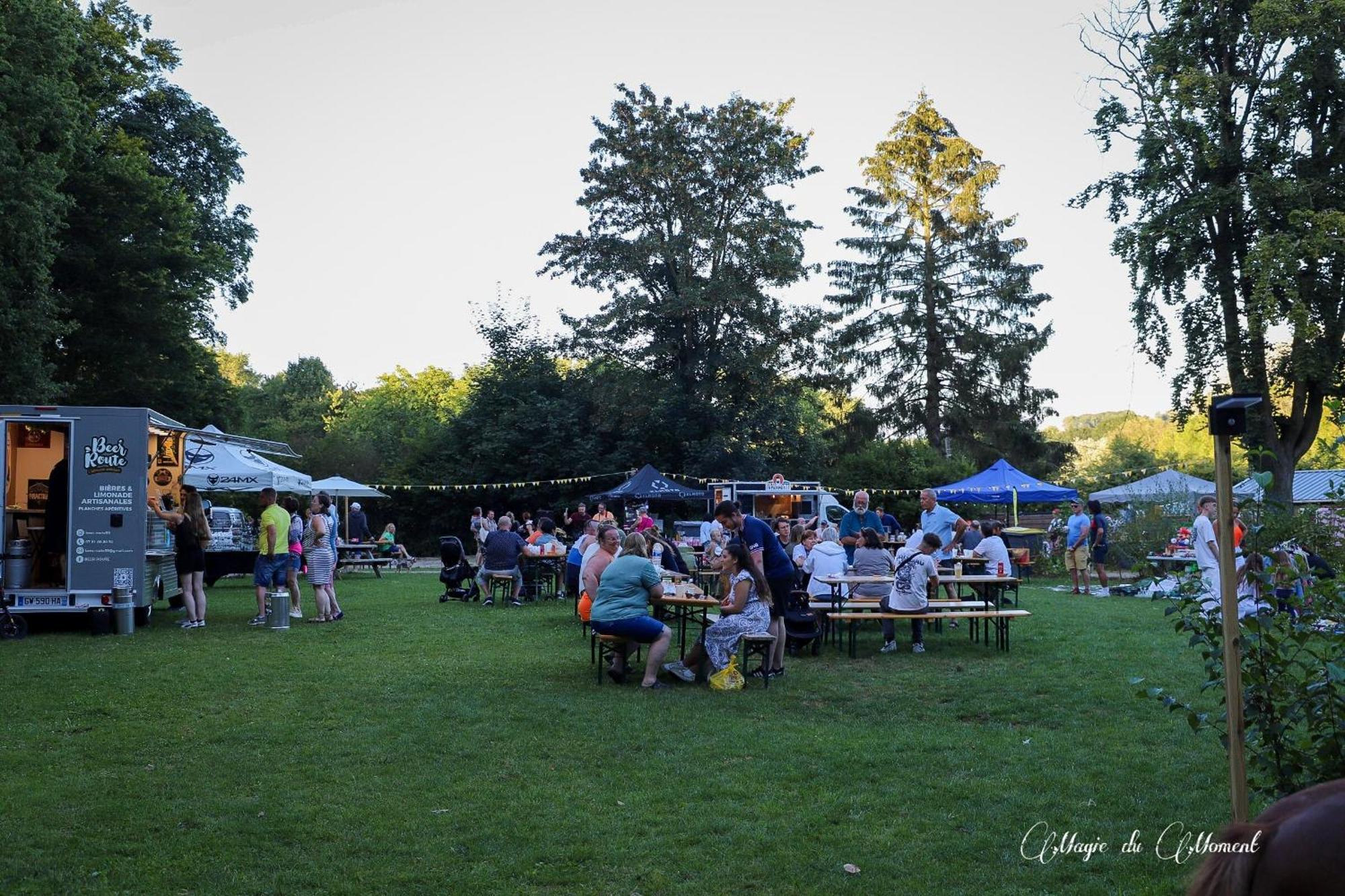 Camping La Sabliere Saint-Jans-Cappel Екстериор снимка