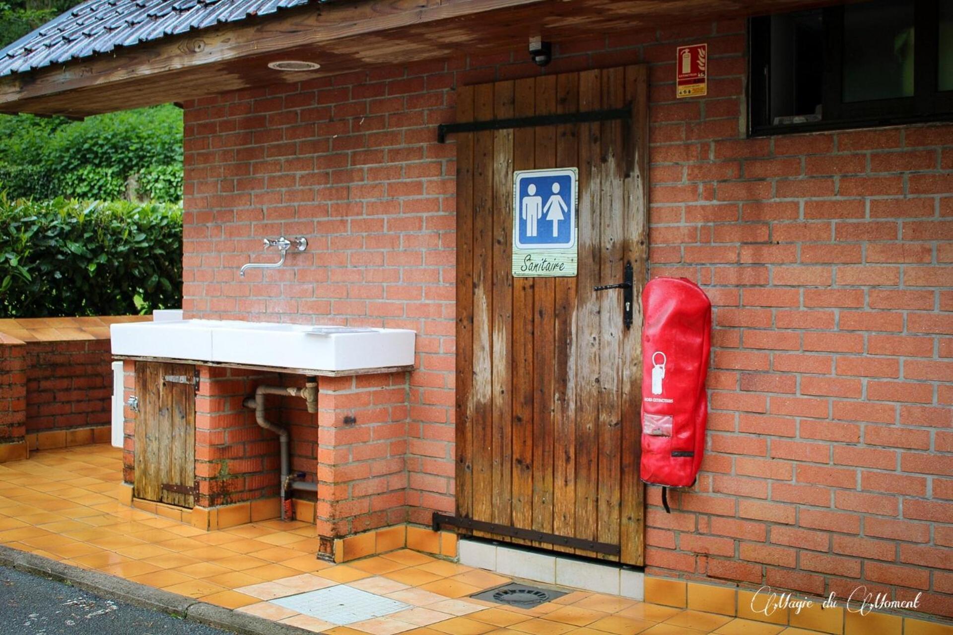 Camping La Sabliere Saint-Jans-Cappel Екстериор снимка